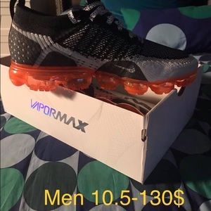 Nike vapormax size 10.5 unisex shoe